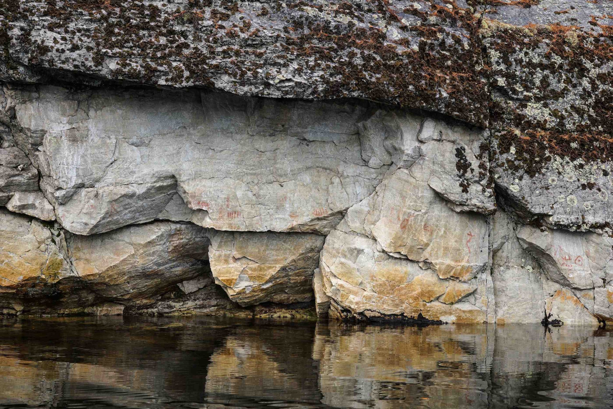 diamond lake pictograph site